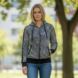 EUC ATHLETA Black White Animal Print Patterned Jacket Hooded Sweatshirt Medium